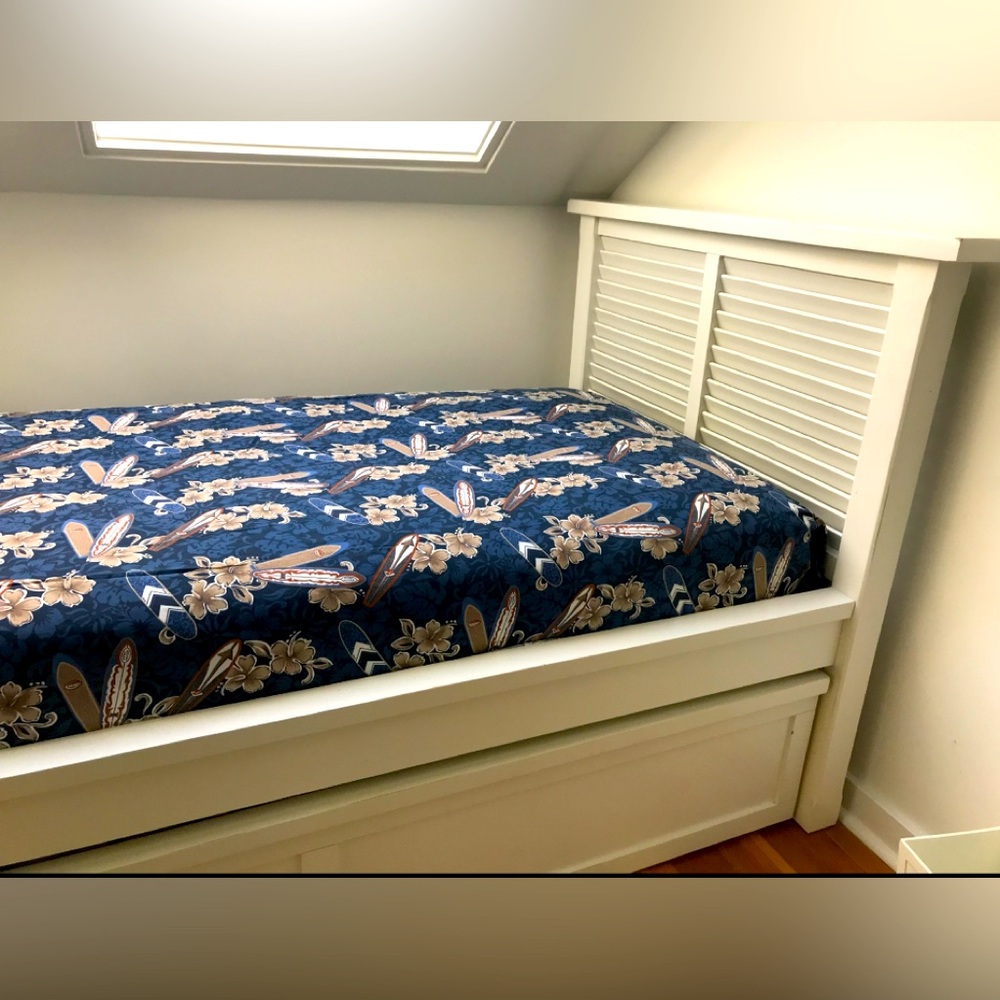 CLASSIC SURFER SHEETS, DUDE! Pristine Fitted & Flat Twin Set 🏄‍♂️ DEAN MILLER